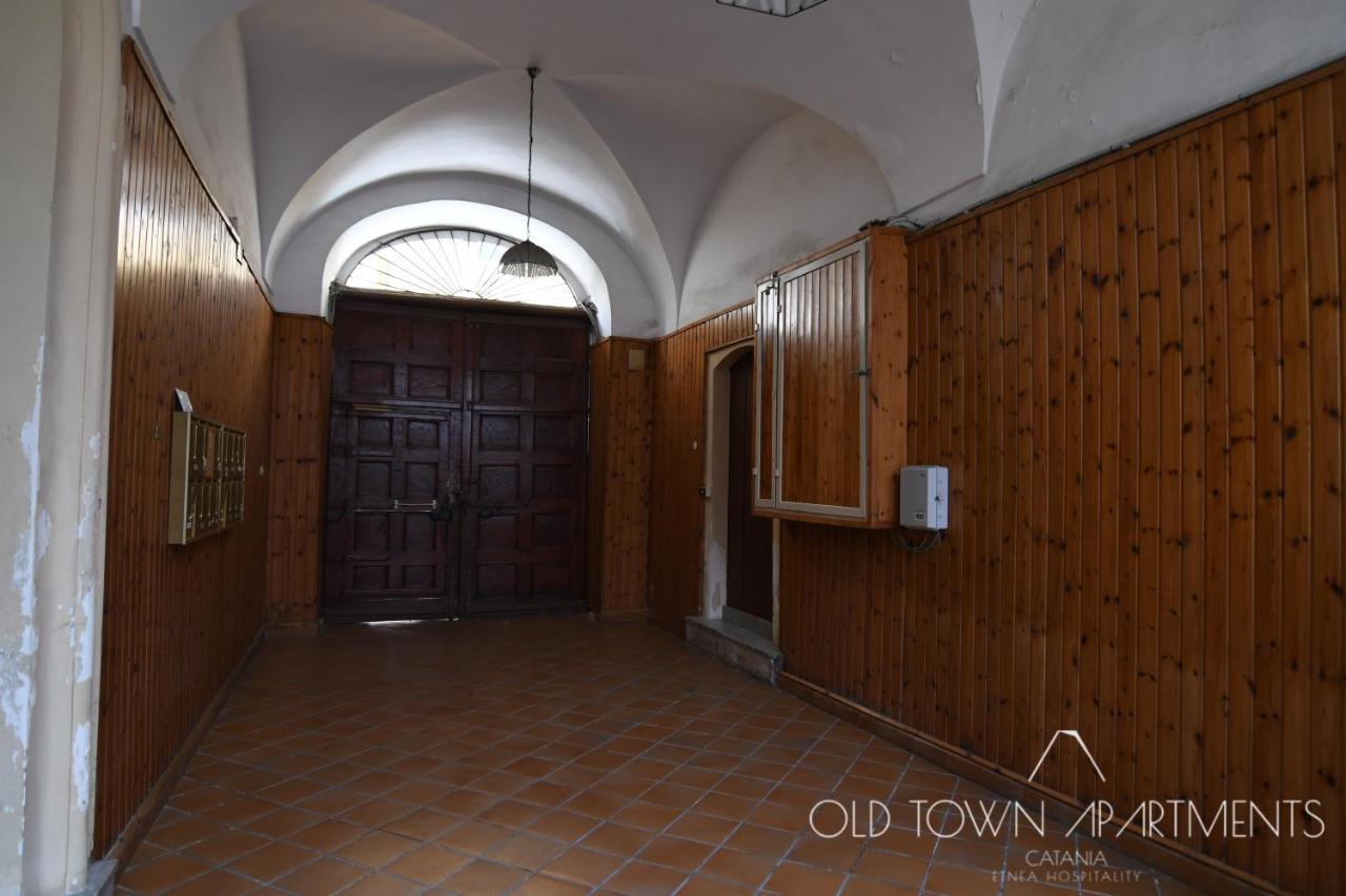 Old Town Apartments CTA Exterior foto