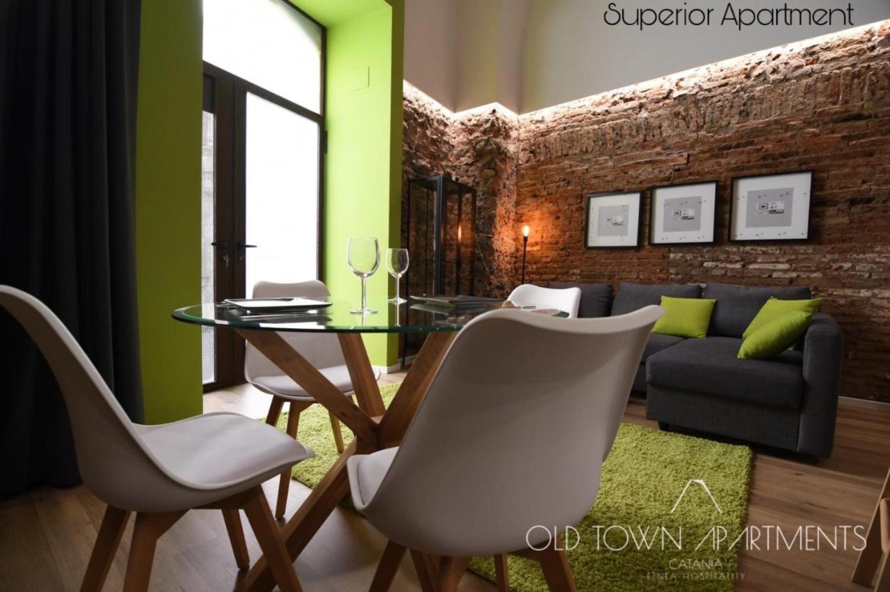 Old Town Apartments CTA Exterior foto