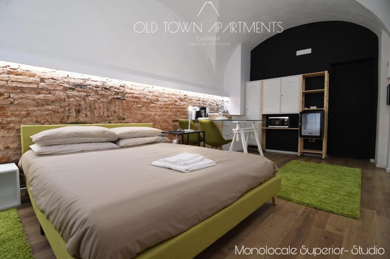 Old Town Apartments CTA Exterior foto